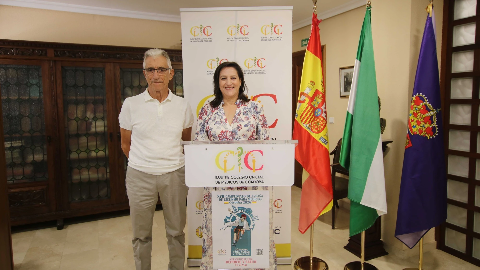200 médicos pedalean por Córdoba para promover la salud