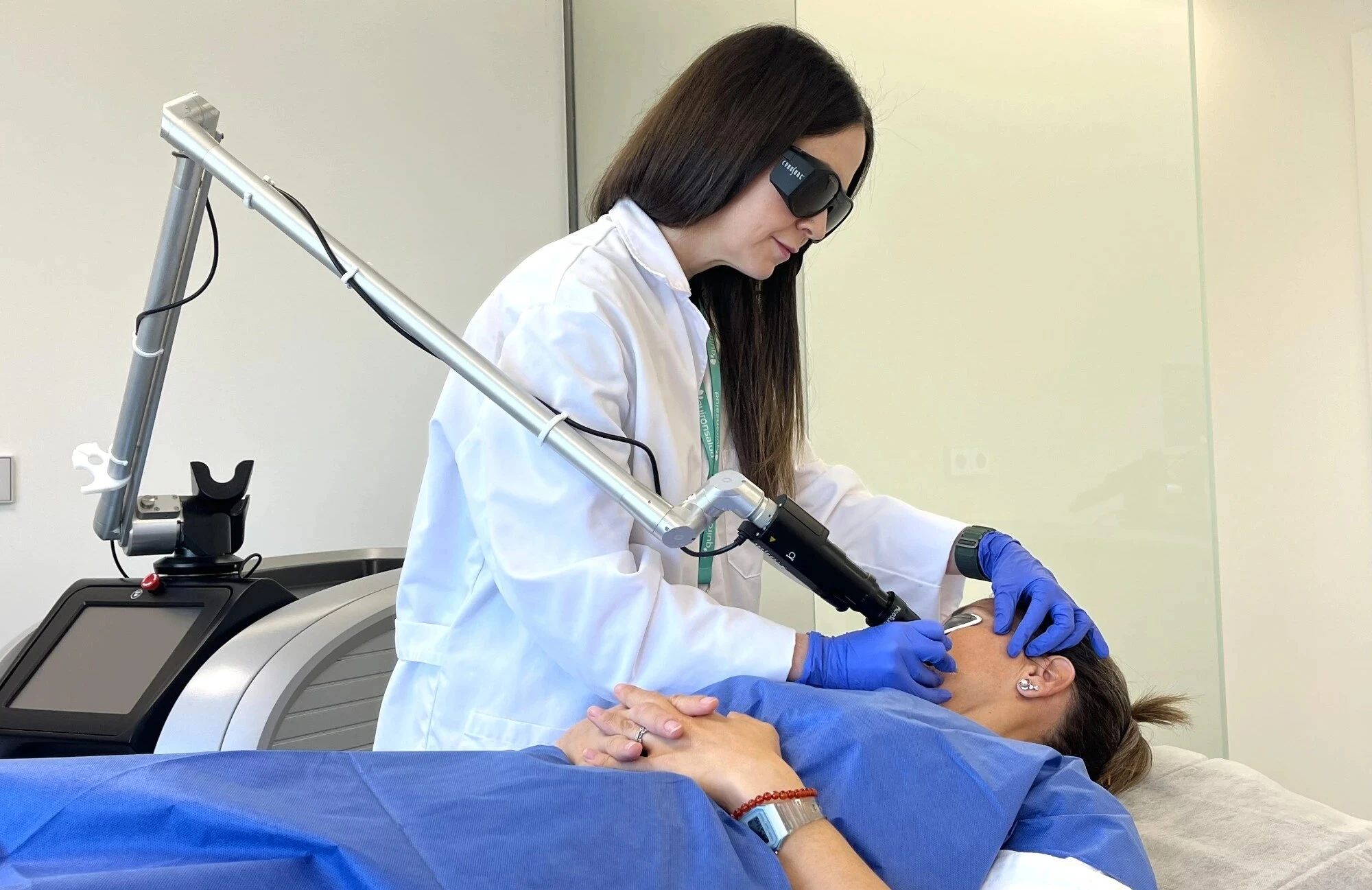 Quirónsalud Córdoba incorpora láser de picosegundos para la piel