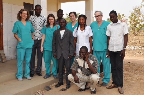 Fundación La Arruzafa concluye su primera expedición humanitaria en Benin